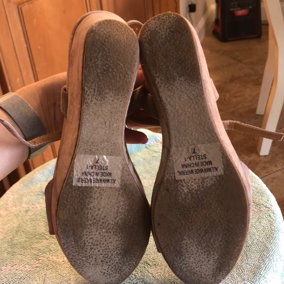 Wedges - Picture 5 of 5